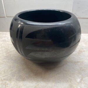 Signed Santa Clara Pueblo Blackware Bowl – Nicolas Santa Clara